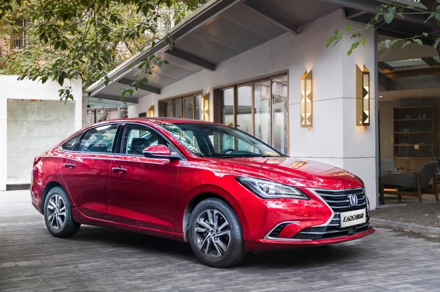  ChangAn Eado 2018 года  (фото 20 из 23)